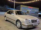 Mercedes-Benz E 230 1997 года за 2 500 000 тг. в Жезказган