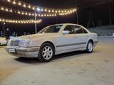 Mercedes-Benz E 230 1997 года за 2 500 000 тг. в Жезказган – фото 4