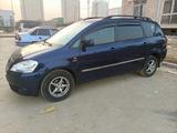 Toyota Avensis Verso 2002 года за 2 000 000 тг. в Шымкент – фото 4