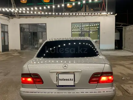 Mercedes-Benz E 320 2001 года за 7 500 000 тг. в Шымкент – фото 7