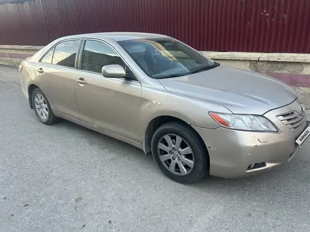 Toyota Camry 2007 года за 4 300 000 тг. в Актобе – фото 3