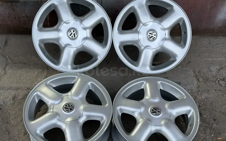 Литье VW Passat R15 Originalүшін230 000 тг. в Павлодар