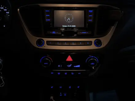 Hyundai Solaris 2017 года за 6 800 000 тг. в Алматы – фото 26