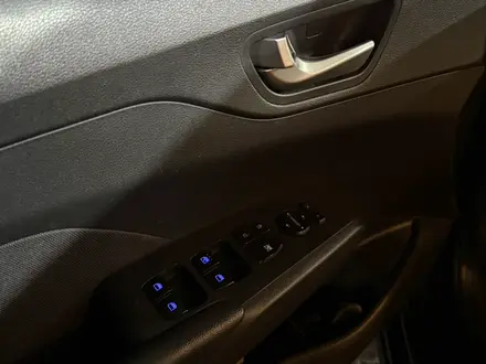 Hyundai Solaris 2017 года за 6 800 000 тг. в Алматы – фото 29