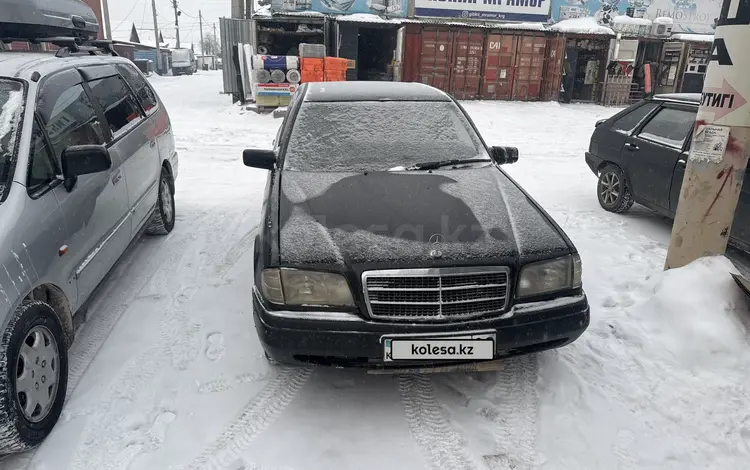 Mercedes-Benz C 180 1996 года за 1 250 000 тг. в Караганда