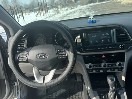 Hyundai Elantra 2020 года за 8 500 000 тг. в Алматы – фото 10