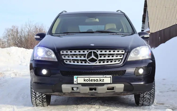 Mercedes-Benz ML 350 2008 годаfor7 500 000 тг. в Астана