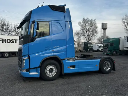 Volvo  FH 2019 года за 58 000 000 тг. в Алматы – фото 3