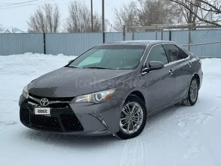 Toyota Camry 2017 года за 7 500 000 тг. в Актобе