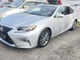 Lexus ES 300h 2016 года за 14 300 000 тг. в Алматы – фото 3