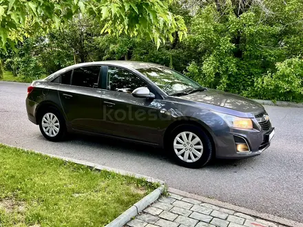 Chevrolet Cruze 2013 года за 4 350 000 тг. в Караганда – фото 31