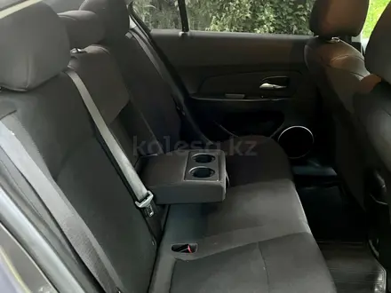 Chevrolet Cruze 2013 года за 4 350 000 тг. в Караганда – фото 55