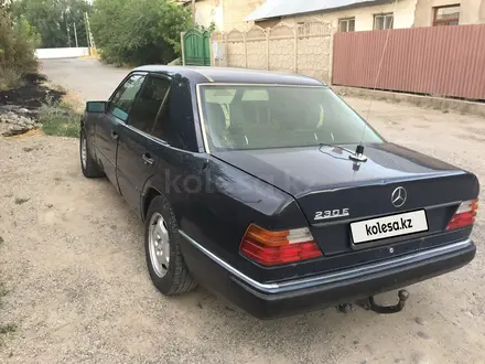 Mercedes-Benz E 230 1992 года за 1 750 000 тг. в Тараз – фото 2