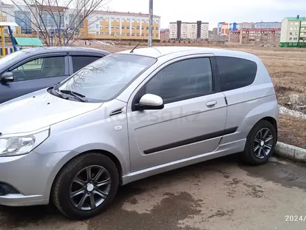 Chevrolet Aveo 2010 года за 2 500 000 тг. в Усть-Каменогорск – фото 2