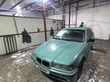 BMW 318 1992 годаүшін1 300 000 тг. в Семей