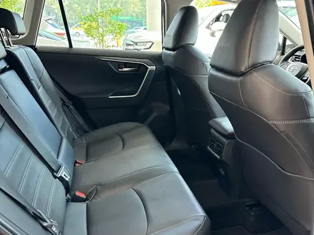 Toyota RAV4 Luxe 2025 года за 21 220 000 тг. в Алматы – фото 7