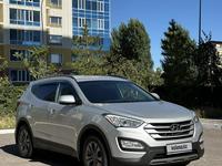 Hyundai Santa Fe 2016 годаfor10 600 000 тг. в Астана