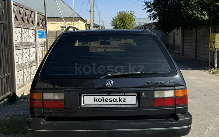 Volkswagen Passat 1991 годаfor1 700 000 тг. в Шымкент