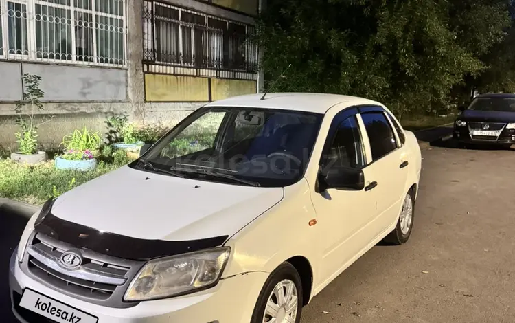 ВАЗ (Lada) Granta 2190 2015 года за 1 050 000 тг. в Астана