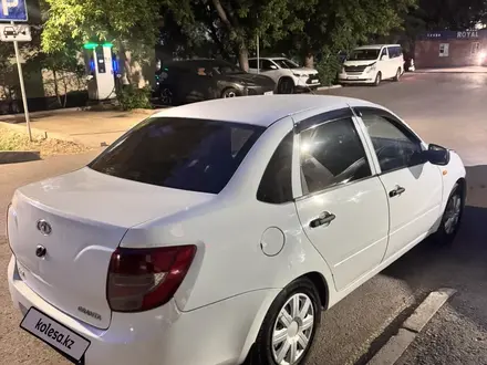 ВАЗ (Lada) Granta 2190 2015 года за 1 050 000 тг. в Астана – фото 4