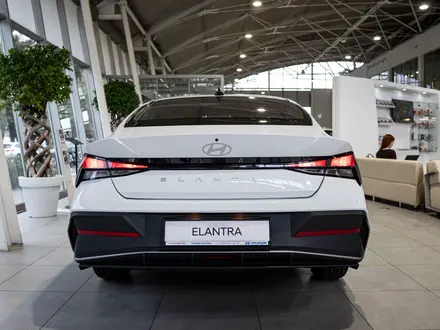 Hyundai Elantra Comfort 2026 года за 10 490 000 тг. в Алматы – фото 12