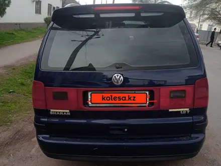 Volkswagen Sharan 2001 года за 3 500 000 тг. в Мерке – фото 3