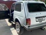 ВАЗ (Lada) Lada 2121 2013 года за 1 200 000 тг. в Туркестан – фото 2