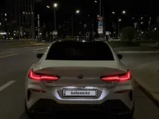 BMW 8 Series, 2021