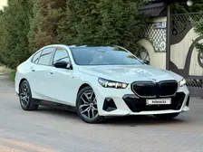 BMW 5 Series, 2024