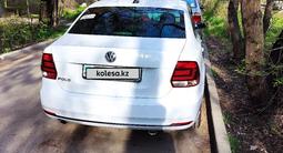 Volkswagen Polo 2019 года за 7 150 000 тг. в Алматы – фото 2