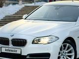BMW 528 2015 года за 11 800 000 тг. в Алматы – фото 2