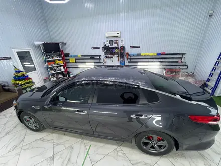 Kia Optima 2017 года за 8 100 000 тг. в Актау – фото 10