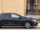 Toyota Camry 2017 года за 12 000 000 тг. в Шымкент – фото 5