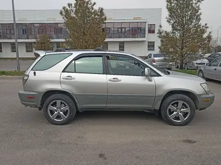 Lexus RX 300 2001 года за 6 300 000 тг. в Шымкент – фото 9