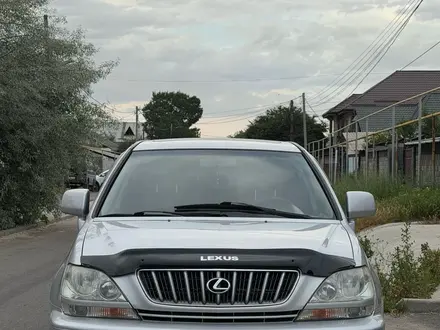 Lexus RX 300 2001 года за 4 900 000 тг. в Алматы – фото 2