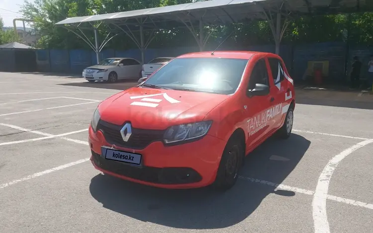 Renault Sandero 2018 года за 2 490 000 тг. в Алматы