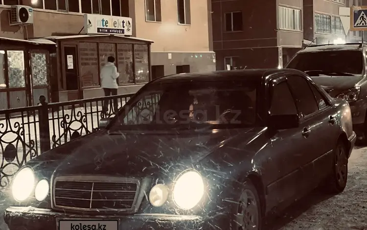 Mercedes-Benz E 320 1996 годаfor2 600 000 тг. в Астана