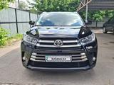 Toyota Highlander 2019 года за 22 300 000 тг. в Шымкент