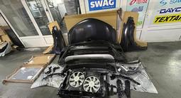 Бампер оригинал на все виды toyota lexus за 100 000 тг. в Алматы – фото 4