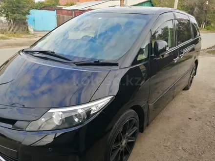 Toyota Estima 2012 года за 10 500 000 тг. в Семей – фото 15