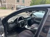 Mercedes-Benz C 200 2000 года за 2 800 000 тг. в Караганда – фото 4