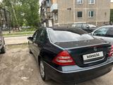 Mercedes-Benz C 200 2000 года за 2 800 000 тг. в Караганда – фото 3