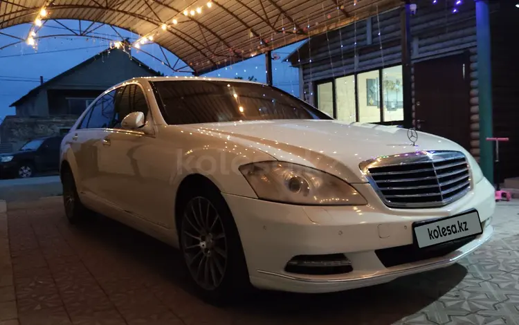 Mercedes-Benz S 350 2007 года за 7 000 000 тг. в Астана