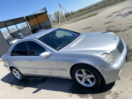 Mercedes-Benz C 240 2000 года за 3 500 000 тг. в Алматы