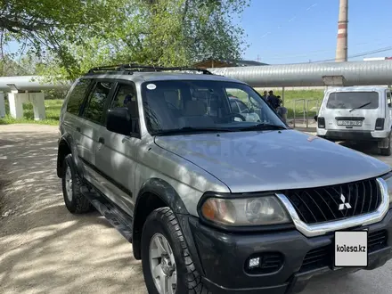 Mitsubishi Montero Sport 2000 года за 4 400 000 тг. в Тараз – фото 2