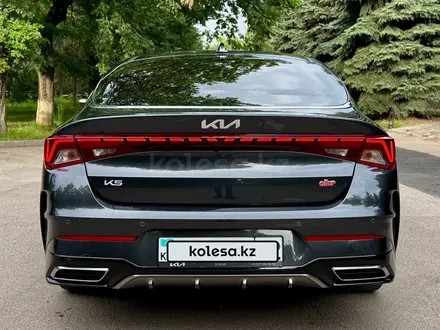 Kia K5 2023 года за 13 900 000 тг. в Алматы – фото 3