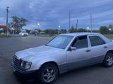 Mercedes-Benz E 200 1993 года за 1 000 000 тг. в Петропавловск – фото 3