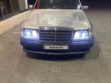Mercedes-Benz E 200 1993 года за 1 000 000 тг. в Петропавловск – фото 4