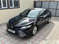 Toyota Camry 2019 года за 13 800 000 тг. в Костанай – фото 2
