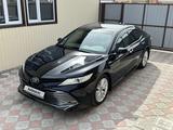 Toyota Camry 2019 года за 13 800 000 тг. в Костанай – фото 2